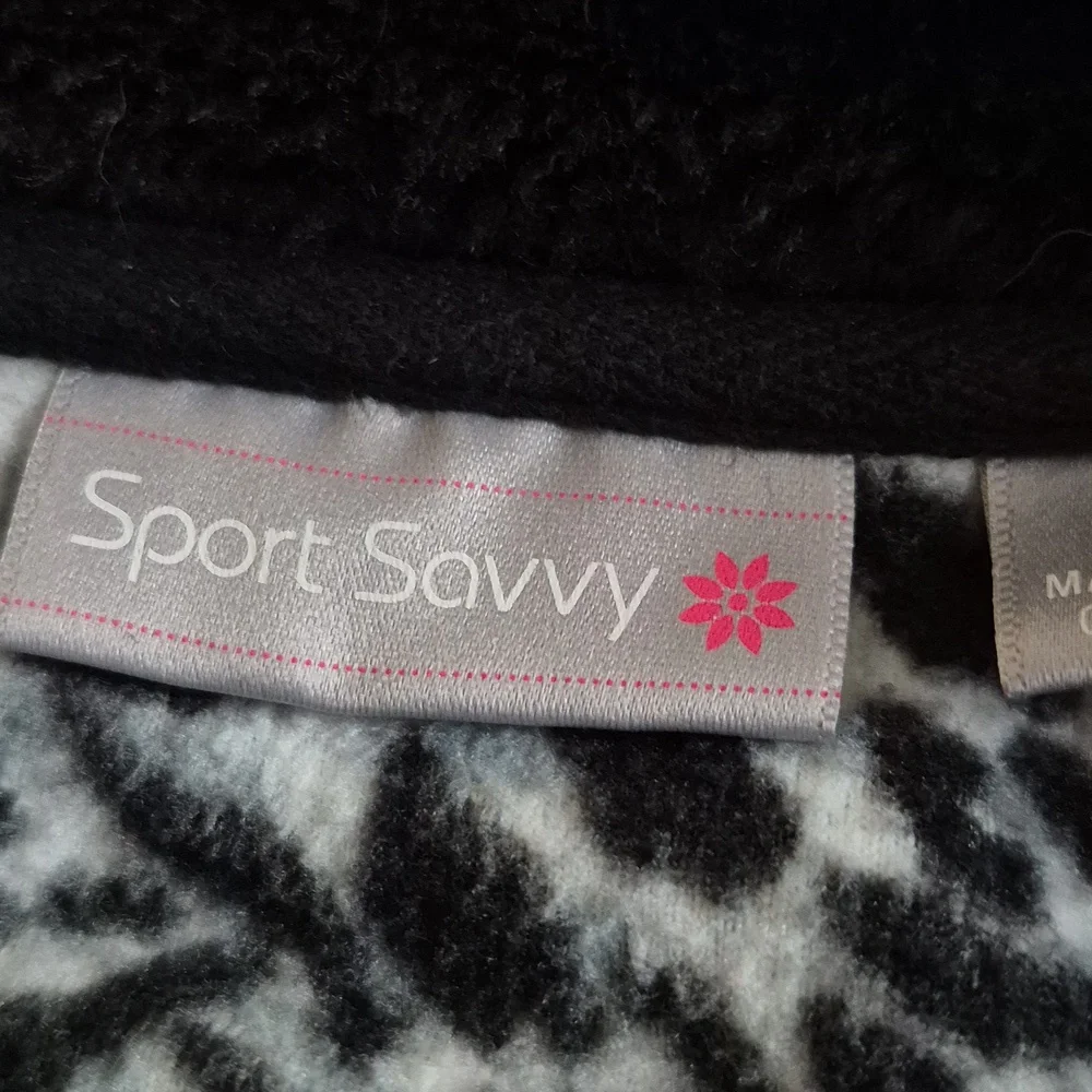 Sport Savvy Leopard Print Vest with Black Accents XL